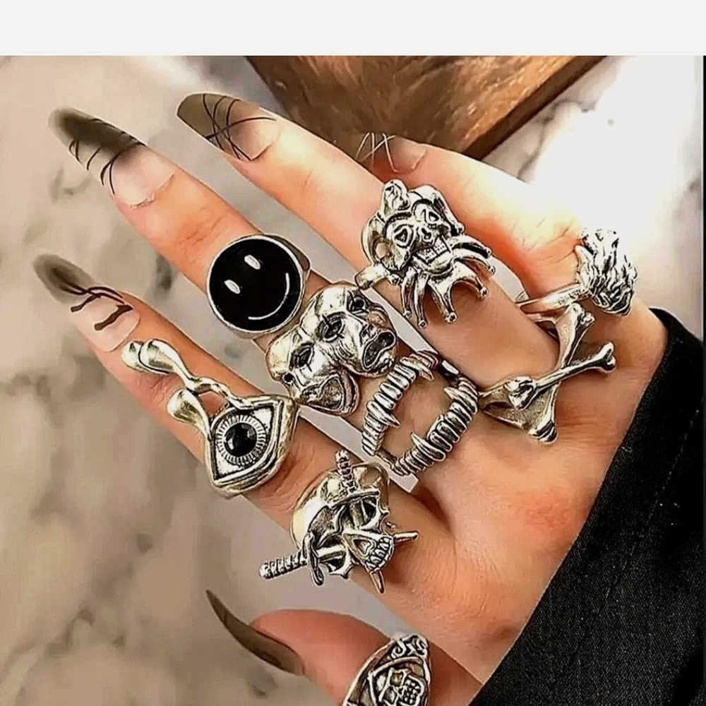 Gothic Statement Ring Set - image 6